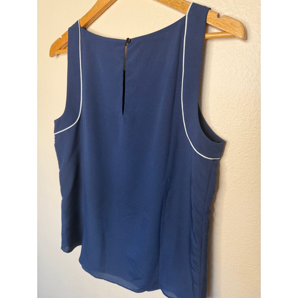 Banana Republic Navy White Trim Dressy Tank Medium - Picture 5 of 9